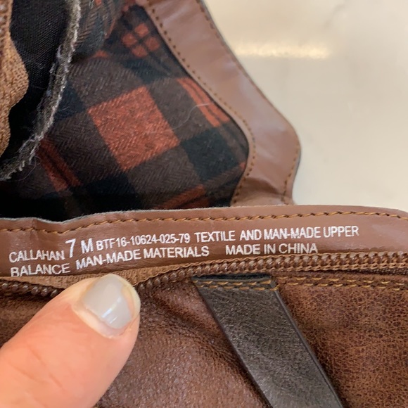 {Baretraps}Sz 7 Brush Brown Callahan Booties - Picture 9 of 10